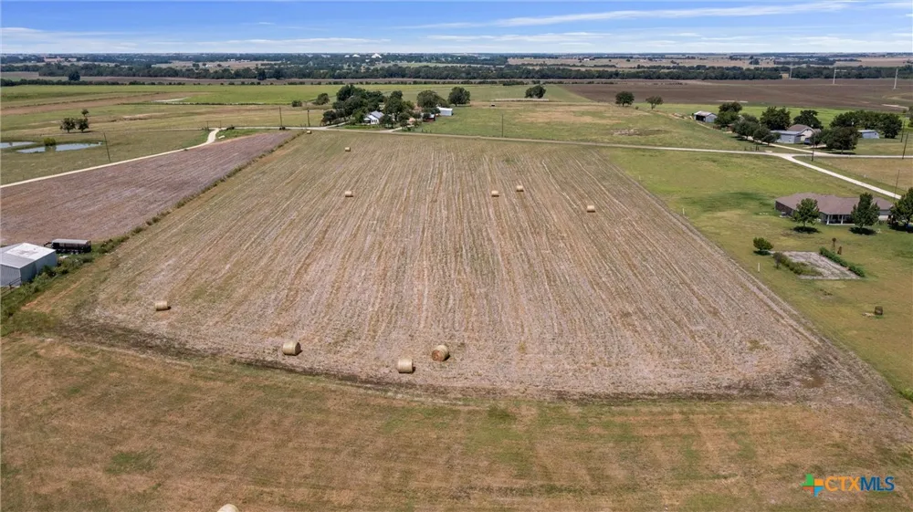 12473 County Road 440 Thorndale, TX 76577