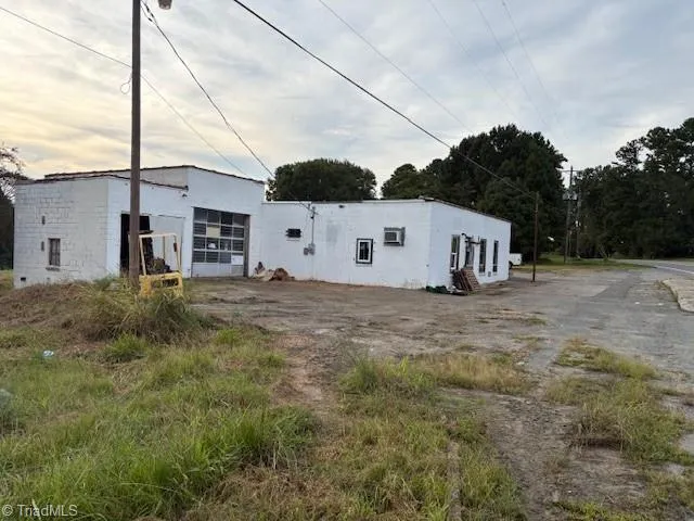 1610 NC Highway 61 Whitsett, NC 27377