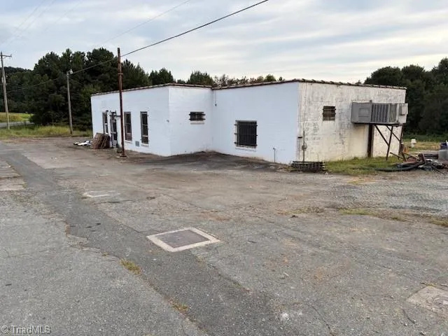 1610 NC Highway 61 Whitsett, NC 27377