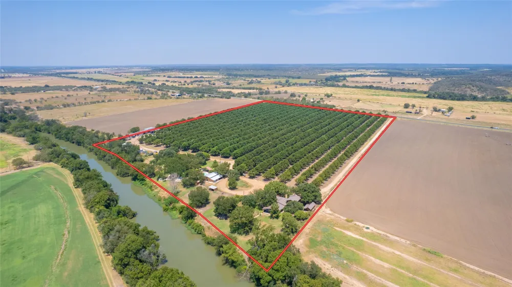 4155 W US Highway 190 San Saba, TX 76877