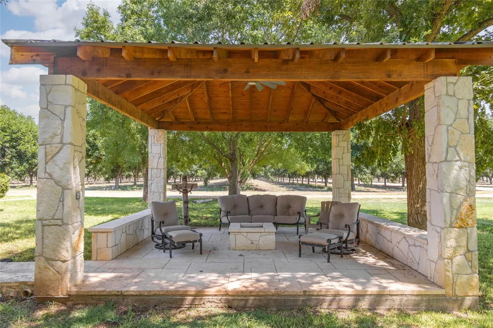 4155 W US Highway 190 San Saba, TX 76877