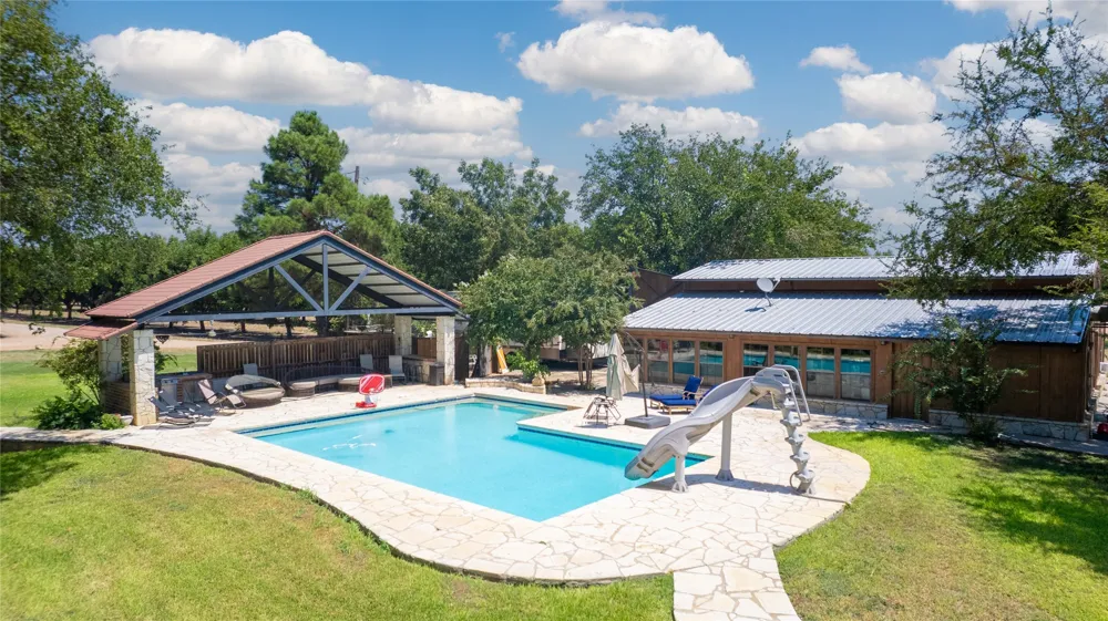 4155 W US Highway 190 San Saba, TX 76877