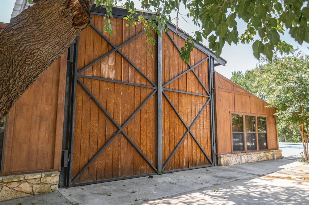 4075 W US Highway 190 C San Saba, TX 76877