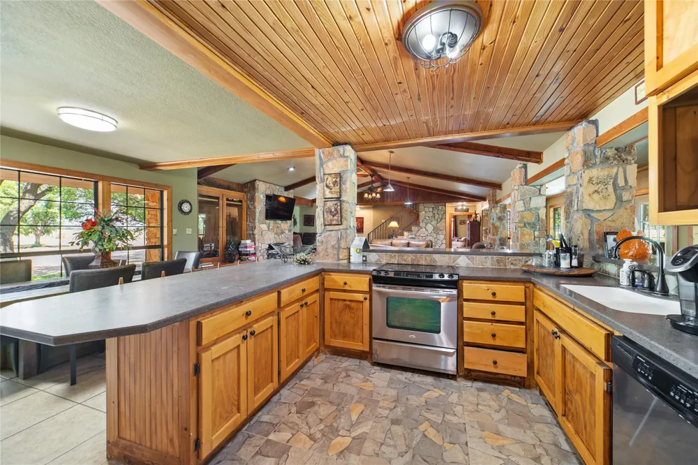4075 W US Highway 190 San Saba, TX 76877