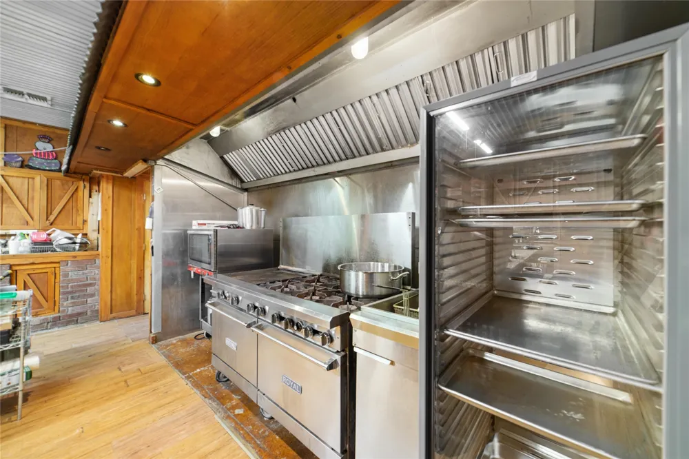 4075 W US Highway 190 San Saba, TX 76877