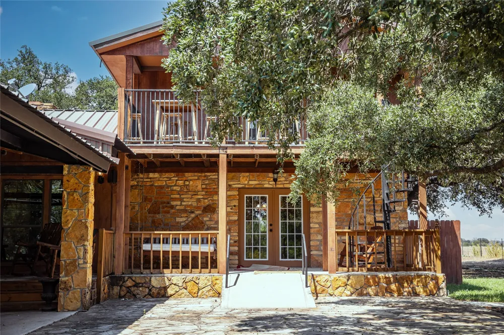 4075 W US Highway 190 San Saba, TX 76877