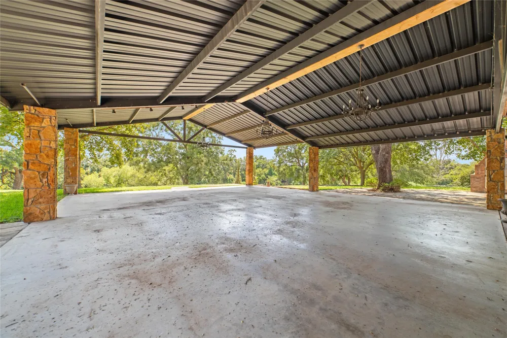 4075 W US Highway 190 San Saba, TX 76877