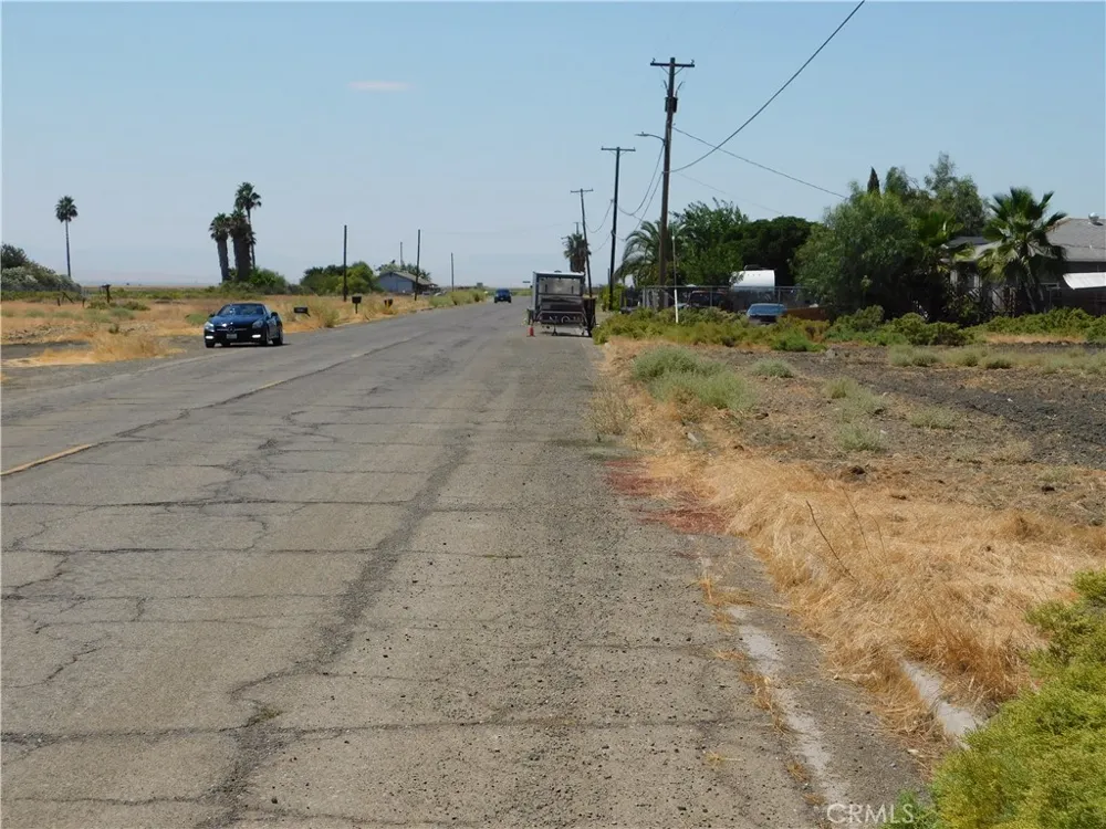 Christian Avenue Dos Palos, CA 93620