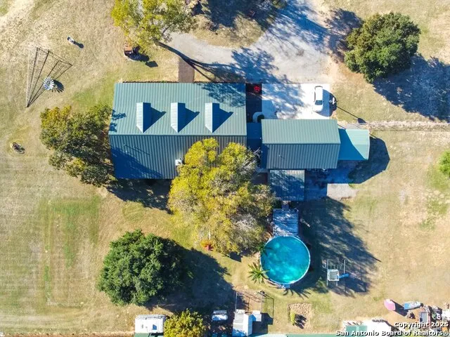 3010 E FM 1518 St Hedwig, TX 78152