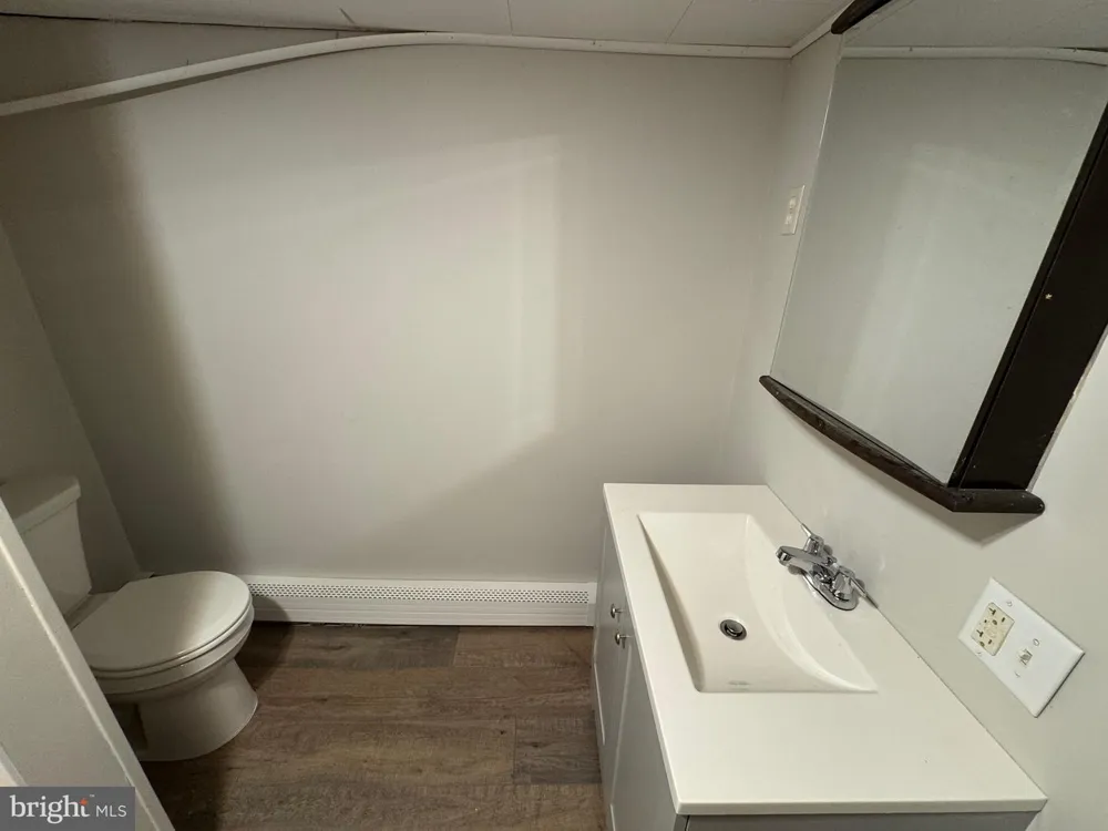6 S SPRUCE STREET Mount Carmel, PA 17851