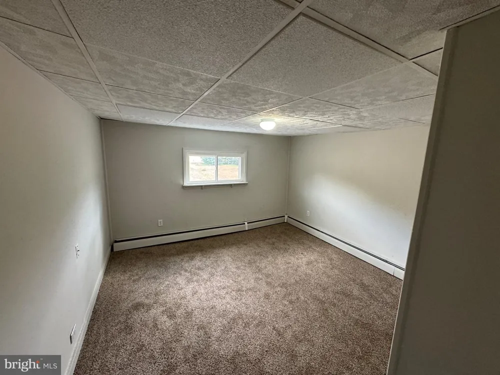 6 S SPRUCE STREET Mount Carmel, PA 17851