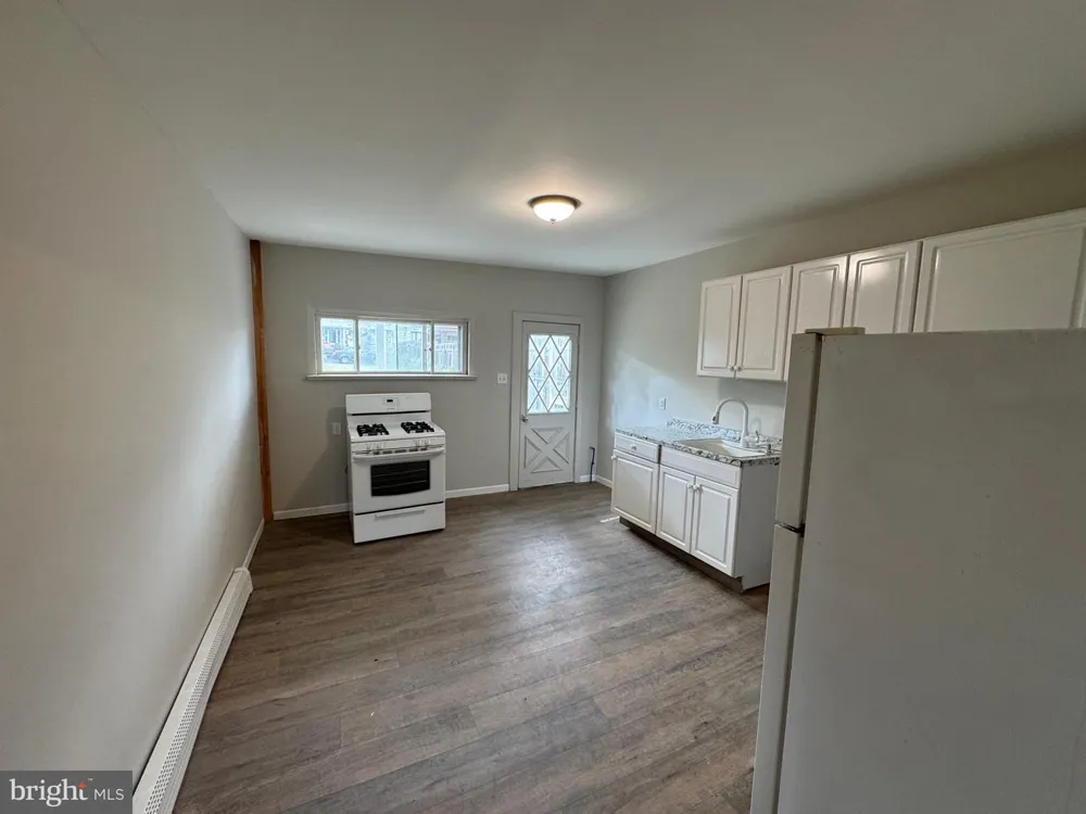 6 S SPRUCE STREET Mount Carmel, PA 17851