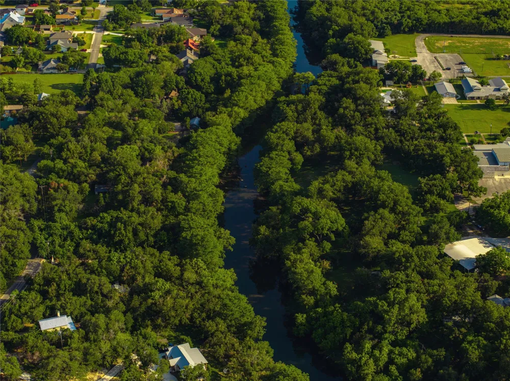181 Spring Mountain Drive Canyon Lake, TX 78133