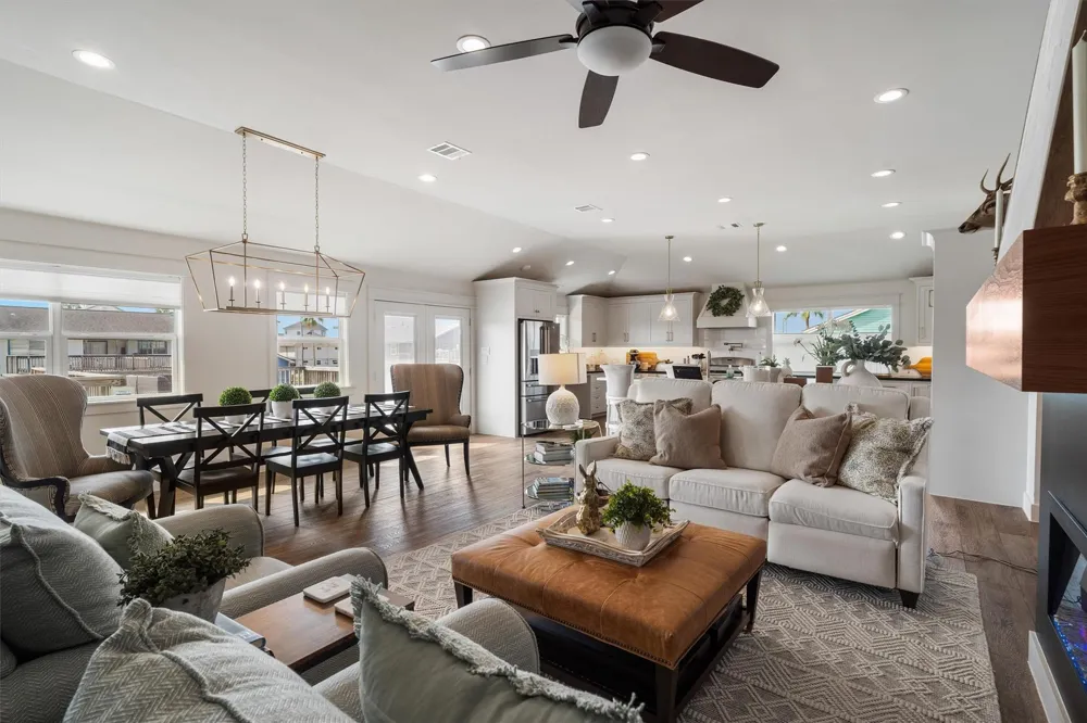 276 Barracuda Street Bayou Vista, TX 77563