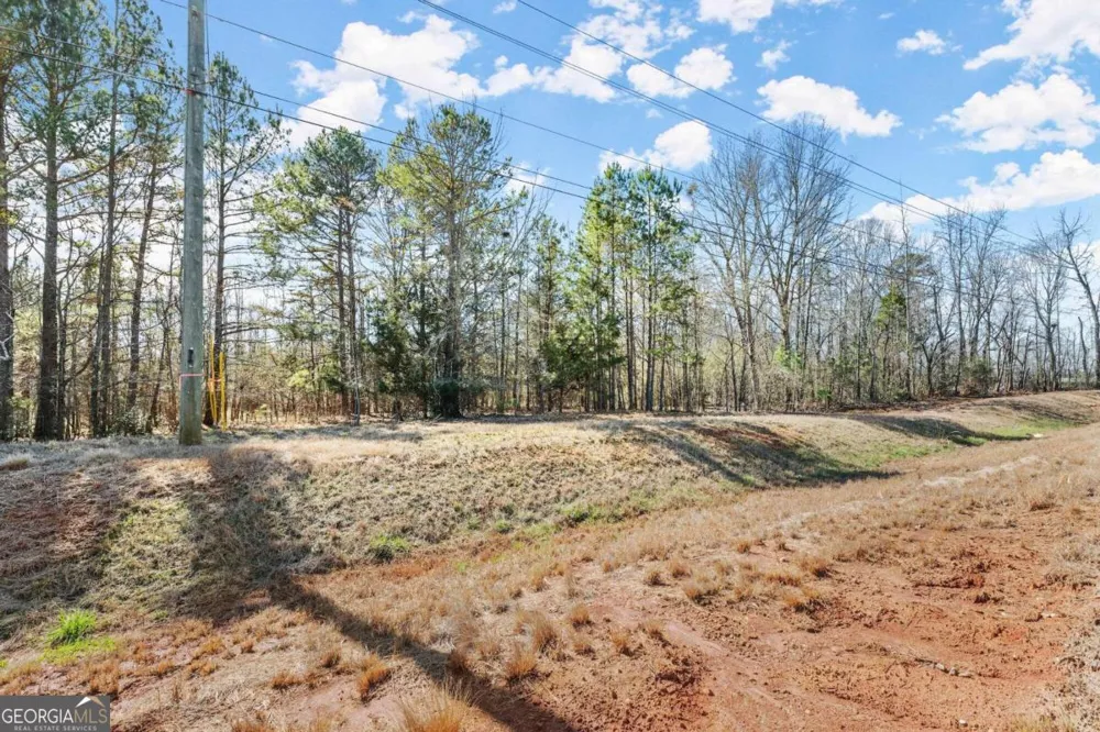 4 W Farm RD Jefferson, GA 30549