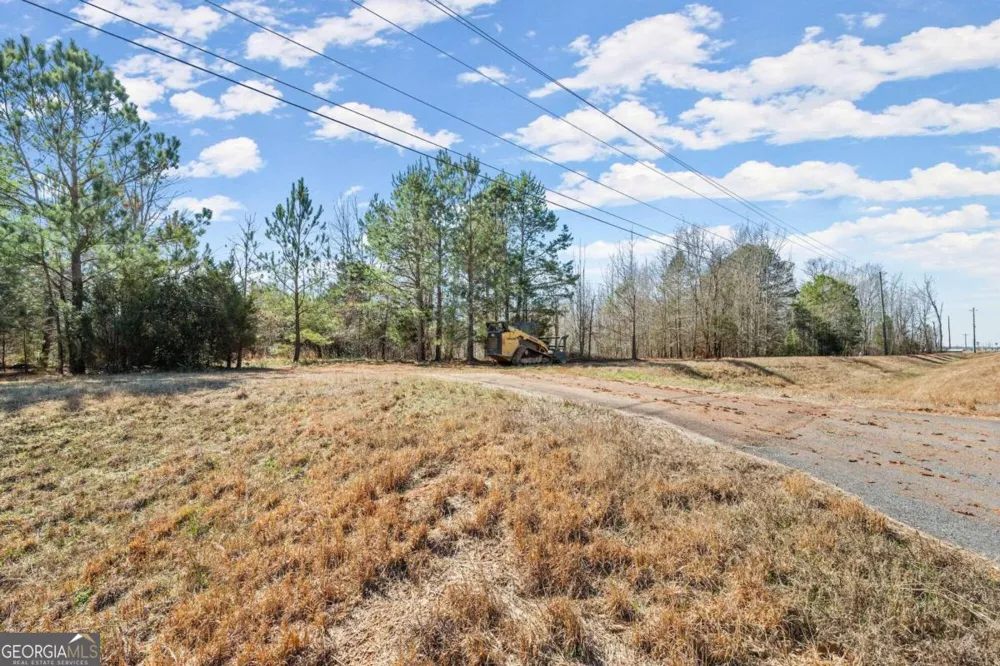 4 W Farm RD Jefferson, GA 30549