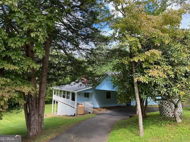 55 Chatuge Hills DR Hayesville, NC 28904