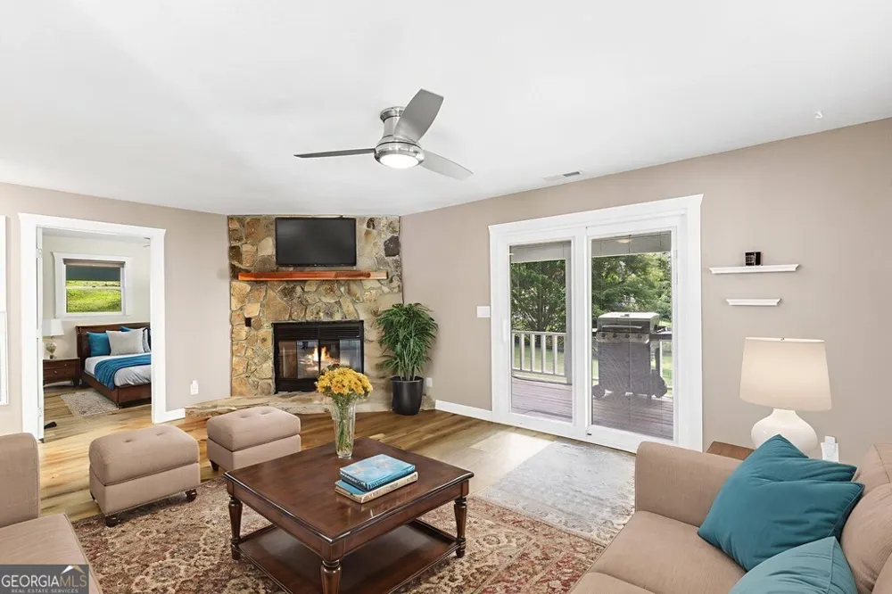55 Chatuge Hills DR Hayesville, NC 28904