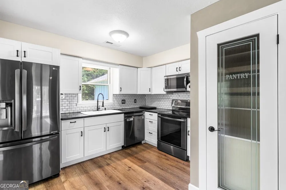 55 Chatuge Hills DR Hayesville, NC 28904