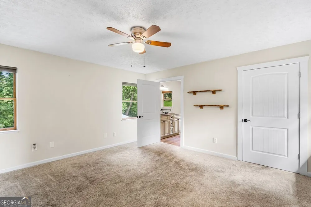 55 Chatuge Hills DR Hayesville, NC 28904