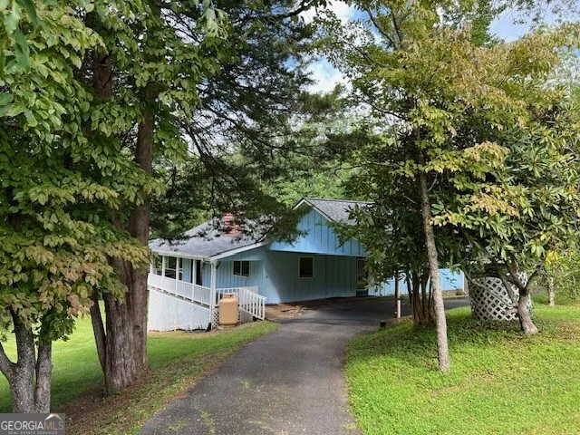 55 Chatuge Hills DR Hayesville, NC 28904