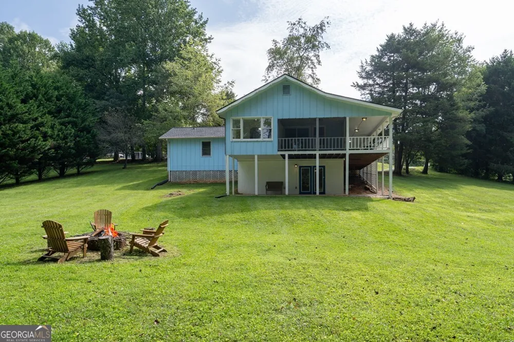 55 Chatuge Hills DR Hayesville, NC 28904