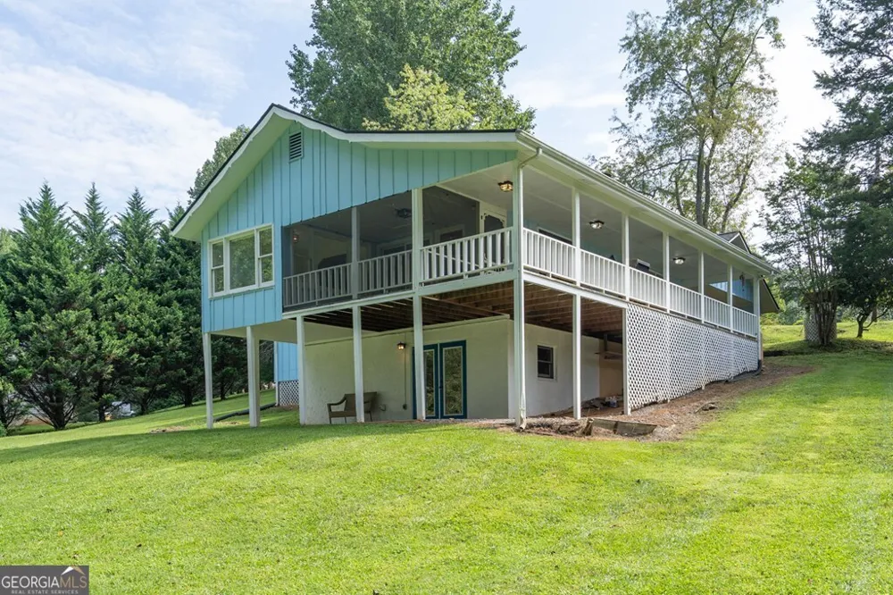 55 Chatuge Hills DR Hayesville, NC 28904
