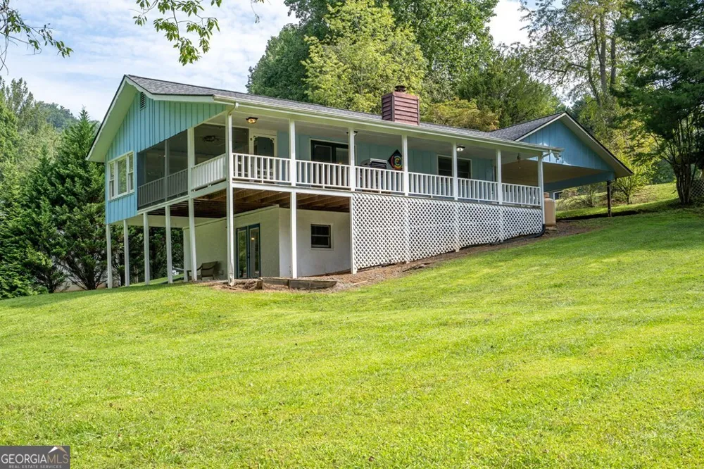 55 Chatuge Hills DR Hayesville, NC 28904