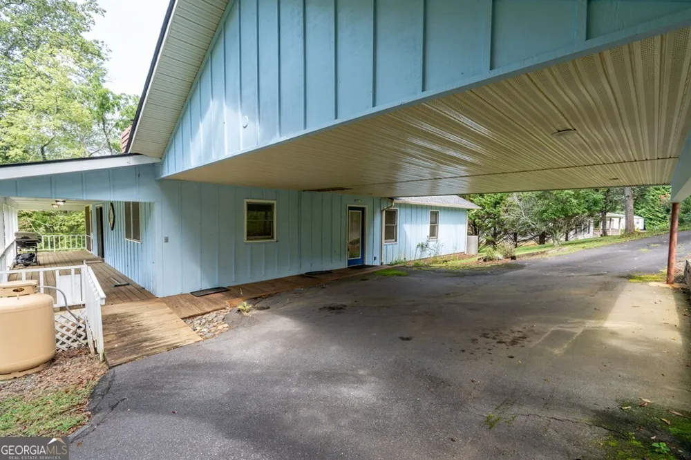 55 Chatuge Hills DR Hayesville, NC 28904