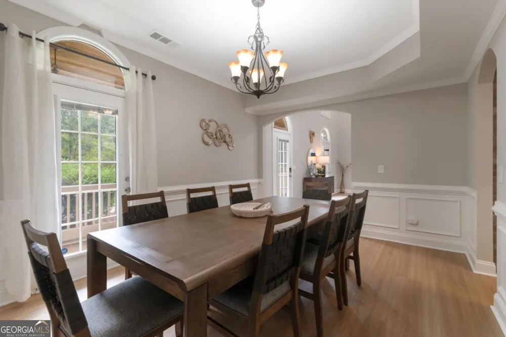 100 Hardwood LN Canton, GA 30115