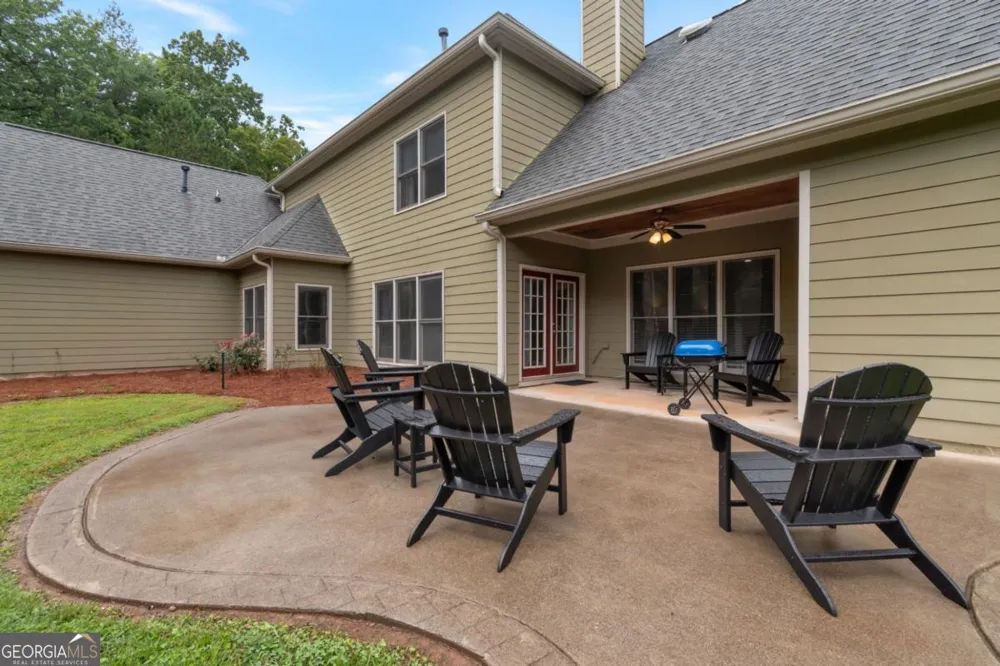 100 Hardwood LN Canton, GA 30115