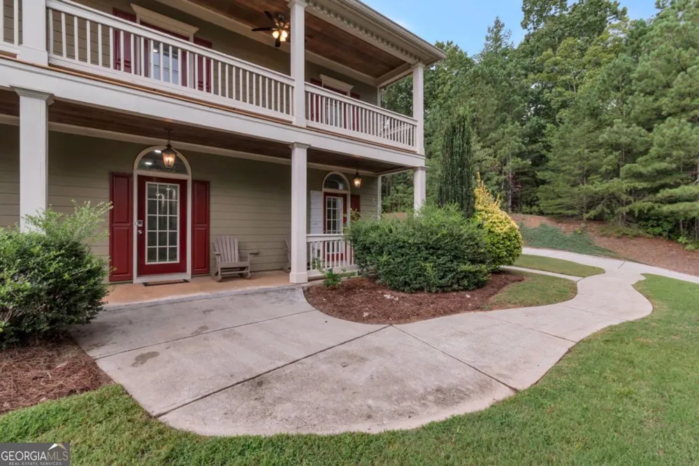 100 Hardwood LN Canton, GA 30115