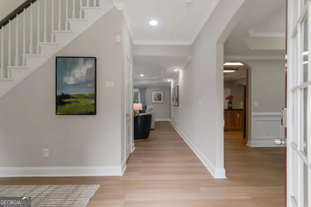 100 Hardwood LN Canton, GA 30115