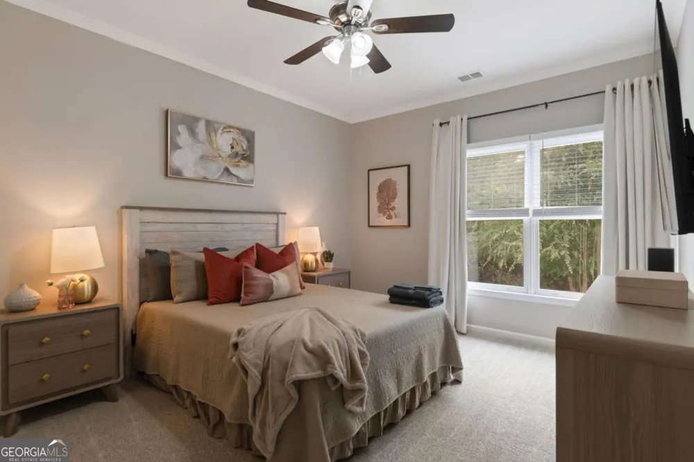 100 Hardwood LN Canton, GA 30115