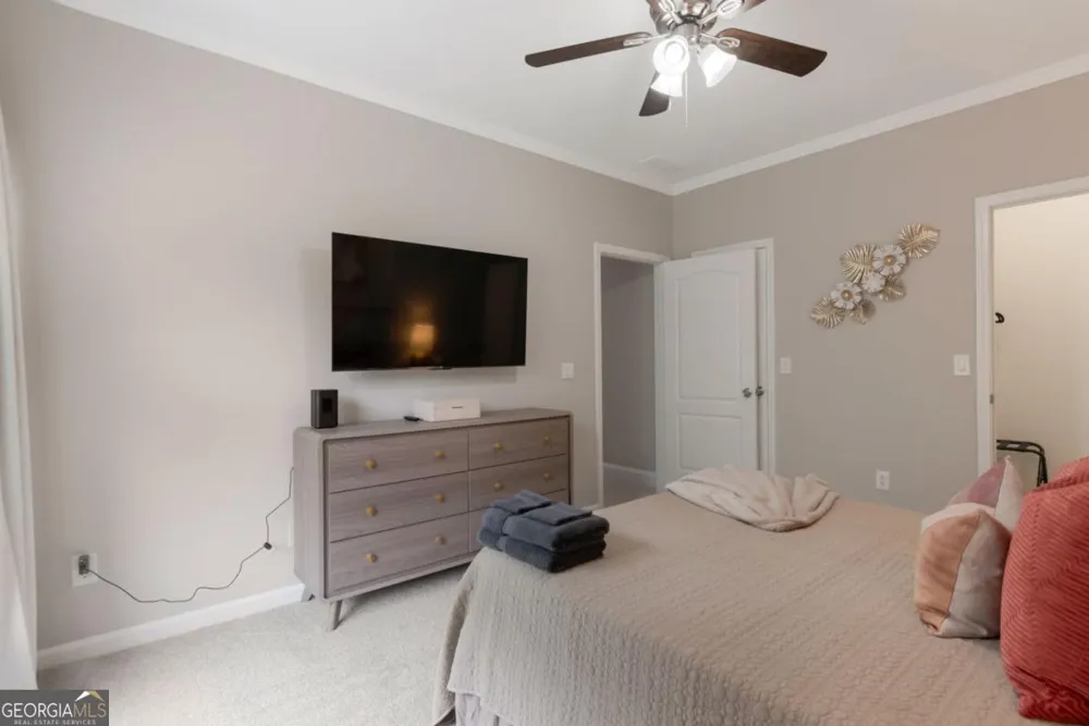 100 Hardwood LN Canton, GA 30115