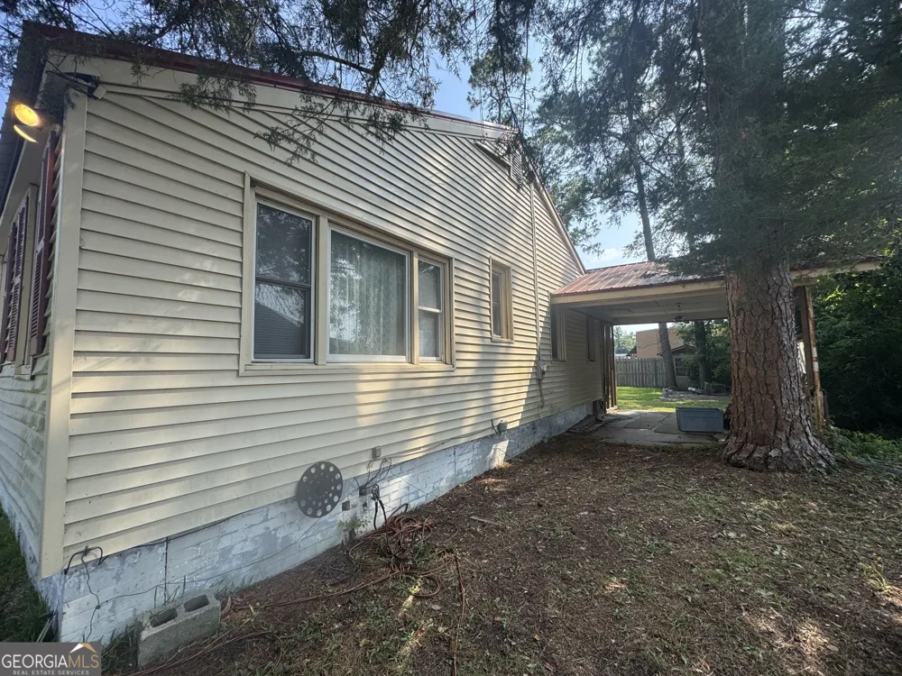 331 S Green ST Swainsboro, GA 30401