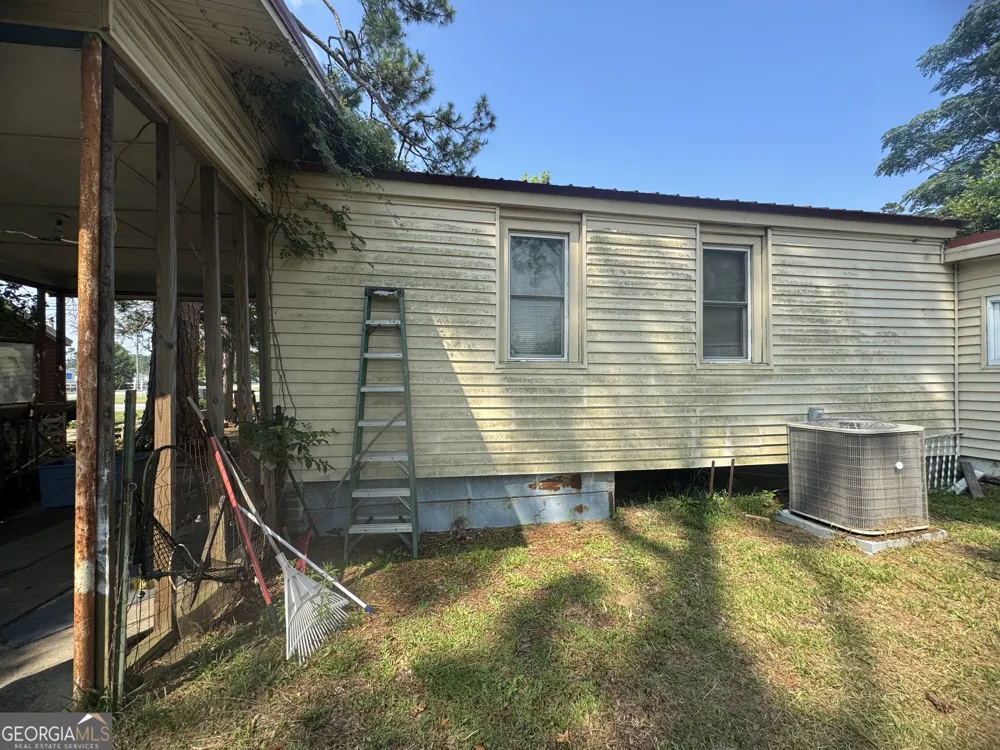 331 S Green ST Swainsboro, GA 30401