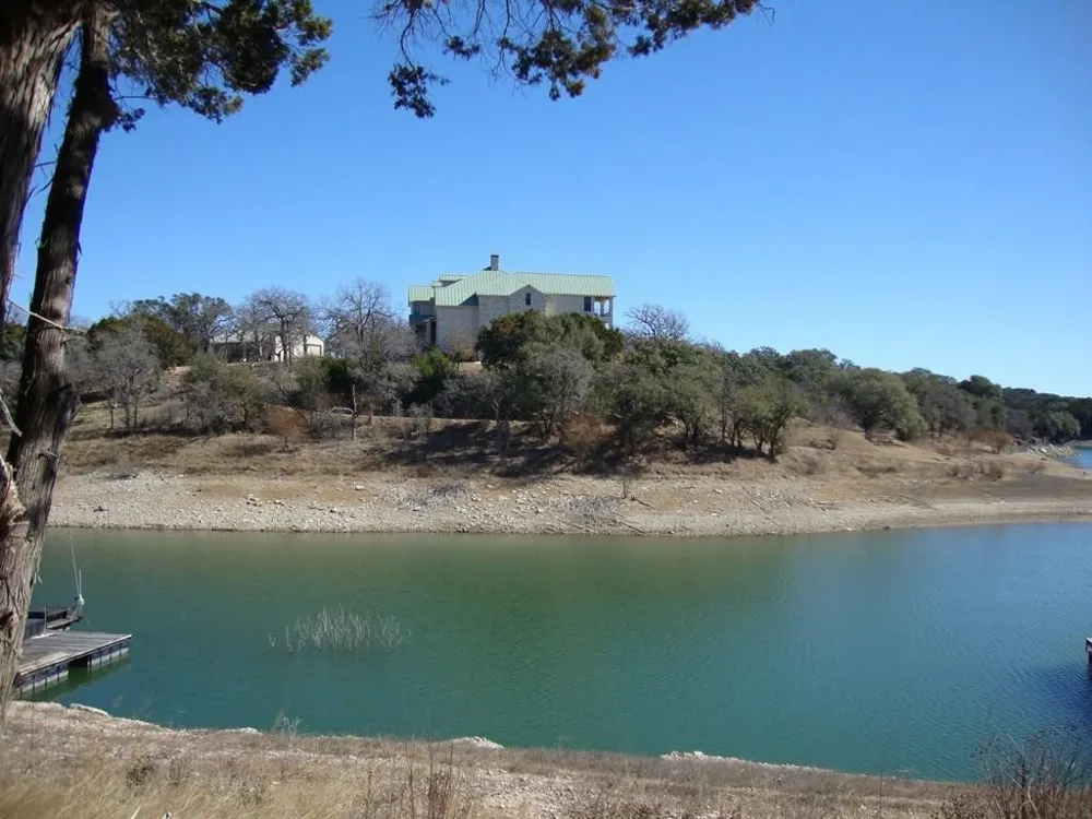 3705 Peninsular Drive Marble Falls, TX 78654