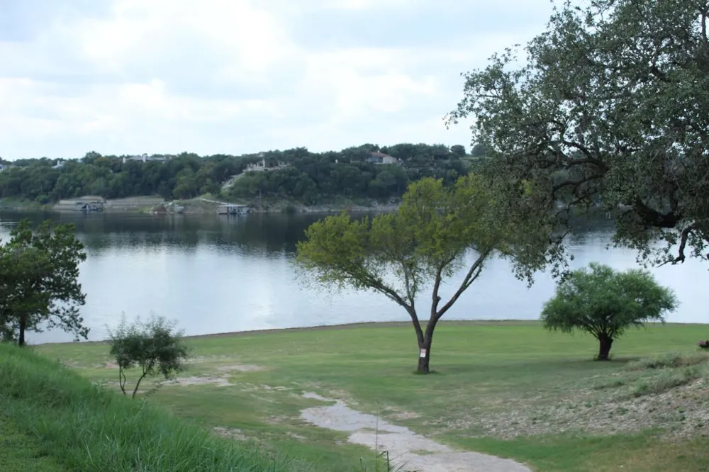3705 Peninsular Drive Marble Falls, TX 78654