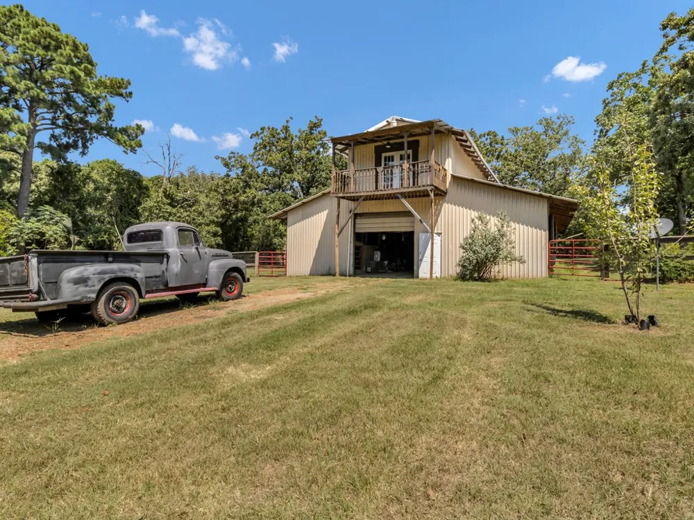 750 US HIGHWAY 287 Palestine, TX 75803
