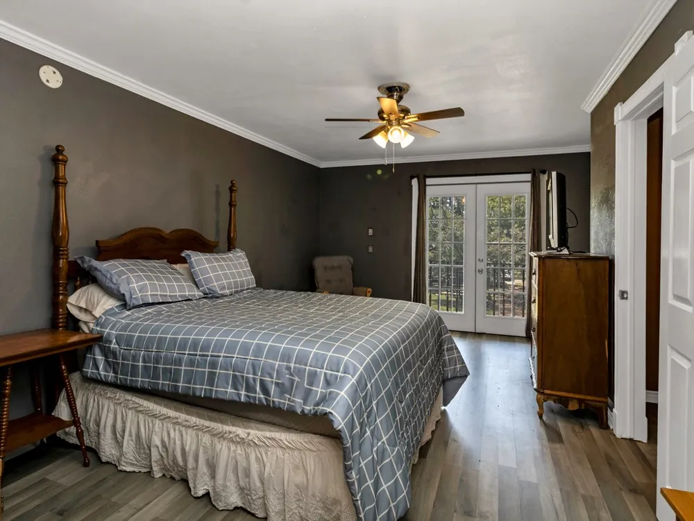 750 US HIGHWAY 287 Palestine, TX 75803