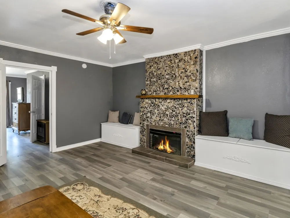 750 US HIGHWAY 287 Palestine, TX 75803