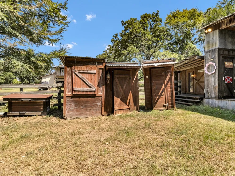 750 US HIGHWAY 287 Palestine, TX 75803