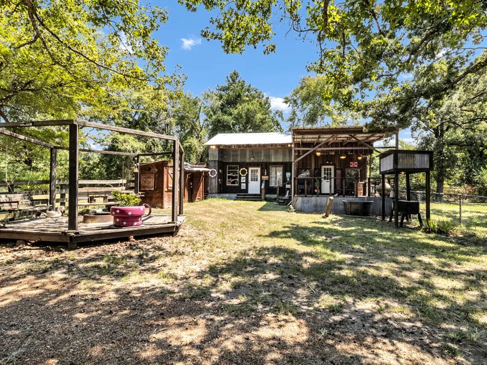 750 US HIGHWAY 287 Palestine, TX 75803