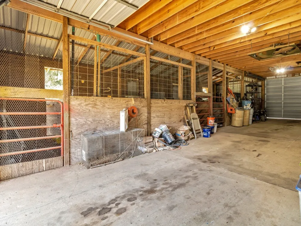750 US HIGHWAY 287 Palestine, TX 75803