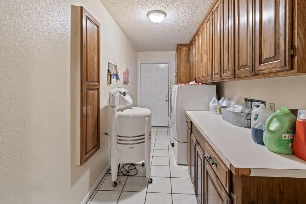 750 US HIGHWAY 287 Palestine, TX 75803