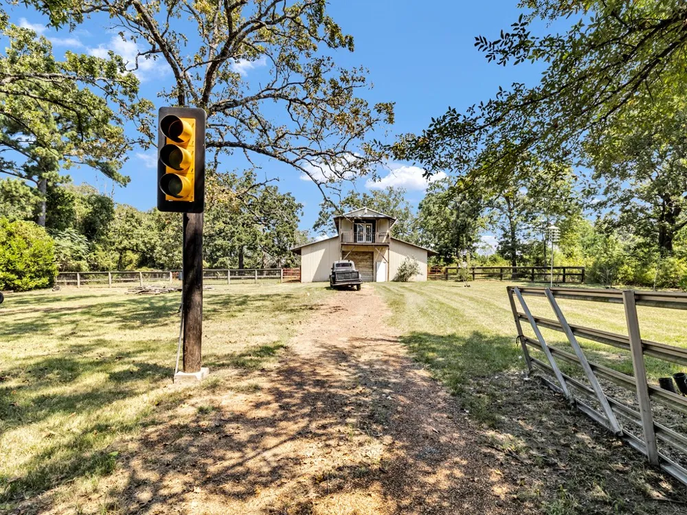 750 US HIGHWAY 287 Palestine, TX 75803