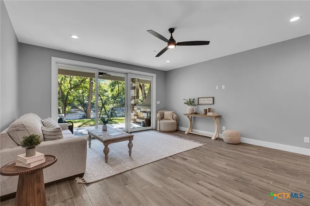 540 River Run #214 New Braunfels, TX 78132