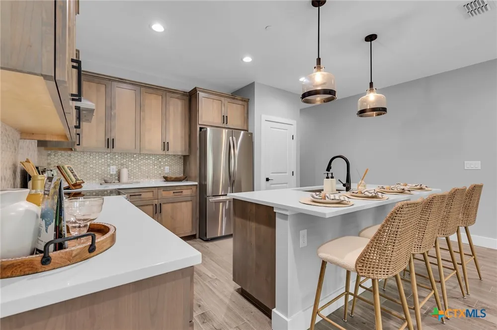540 River Run #214 New Braunfels, TX 78132