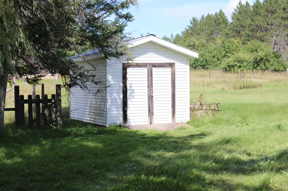 2838 W Trask Lake Rd Barton City, MI 48705